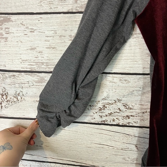 Sundance Burgundy Velvet Ruched Dulcet Tones Tee - Picture 7 of 11